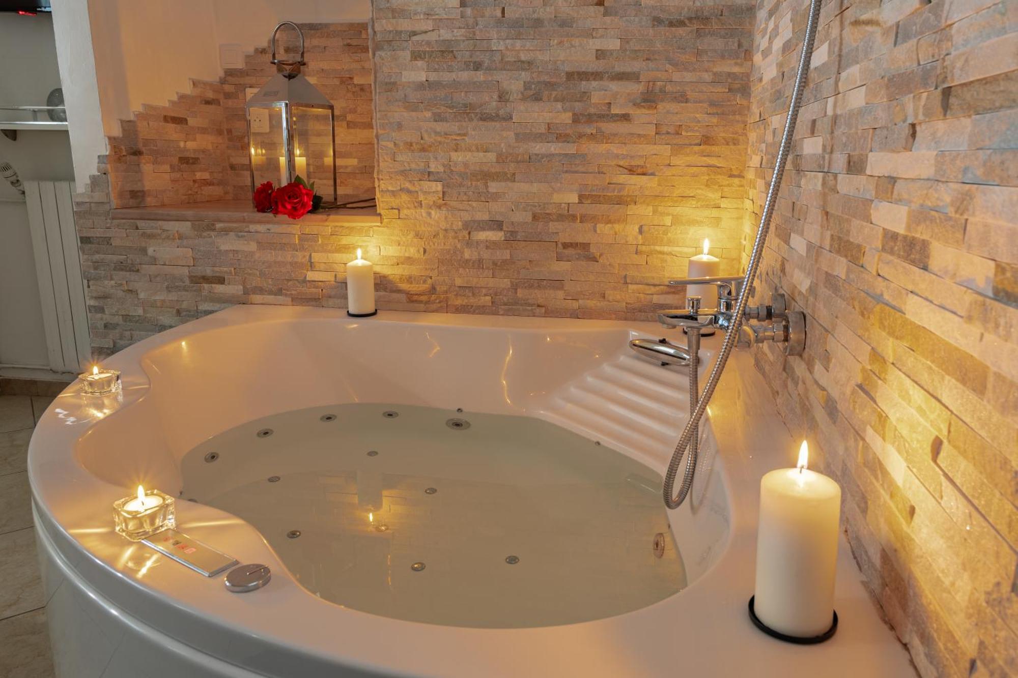 Avec Jacuzzi Proche Paris & Disneyland Apartment *